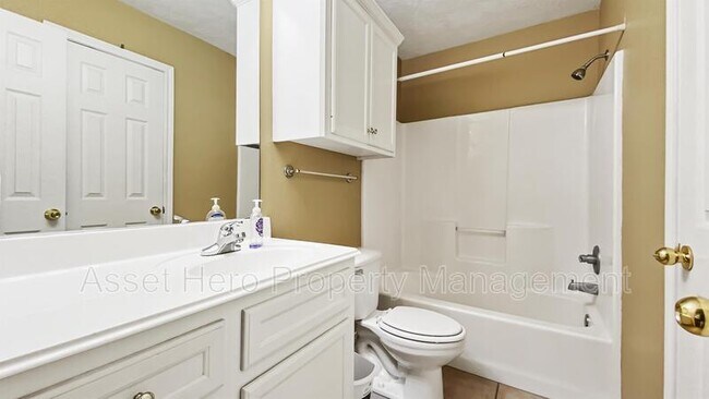 Building Photo - 205 Cooner St