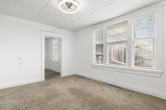 Foto del edificio - 2604 Hale Ave