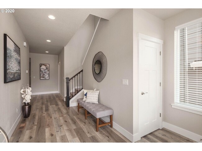 Foto del edificio - 7691 SW Hansen Ln