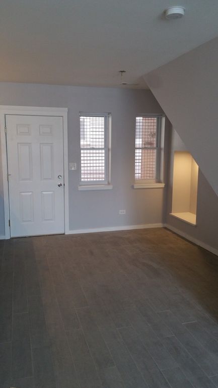 Dining - 825 S Campbell ave