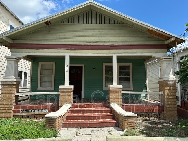 Photo - 1812 E Columbus Dr House