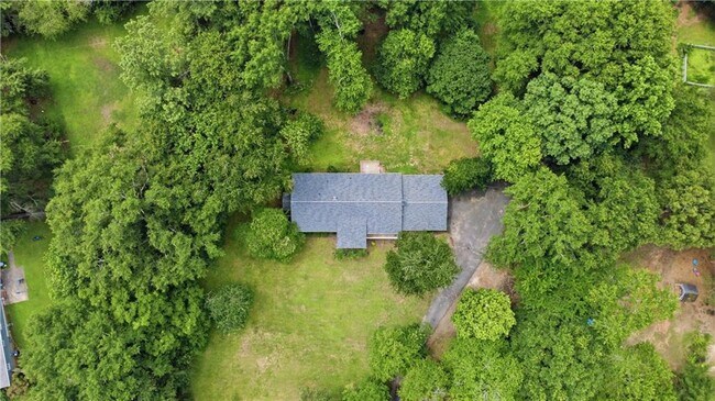 Building Photo - 1370 Blackwell Rd