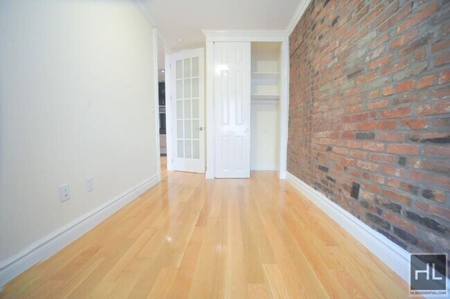 Foto del edificio - 2 BED DUPLEX WITH PRIVATE GARDEN IN PRIME ...