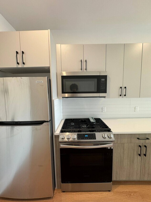 Foto principal - 543 Martin Luther King Jr Dr