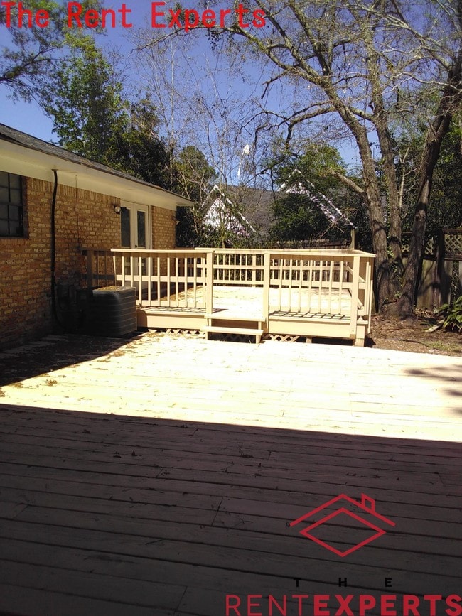 Building Photo - 1776 Woods Trail