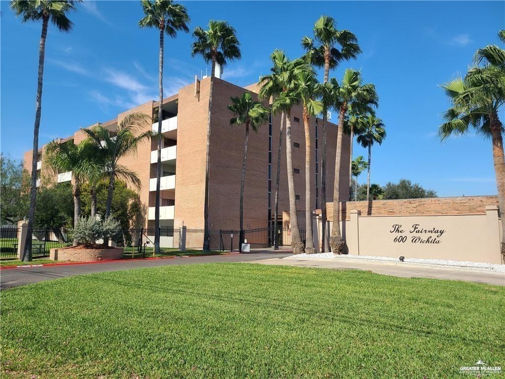 Foto principal - 2200 S 10th St