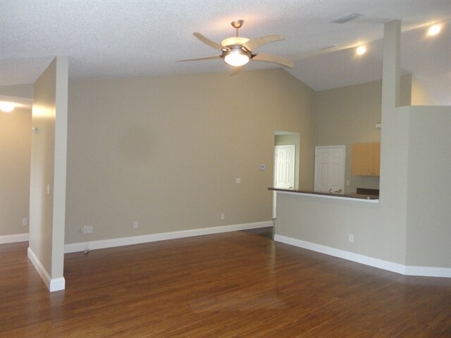 Foto del edificio - 4618 Castile Way S