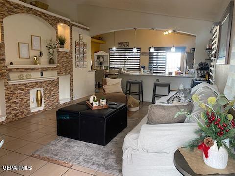 Building Photo - 10473 Valle del Mar Dr