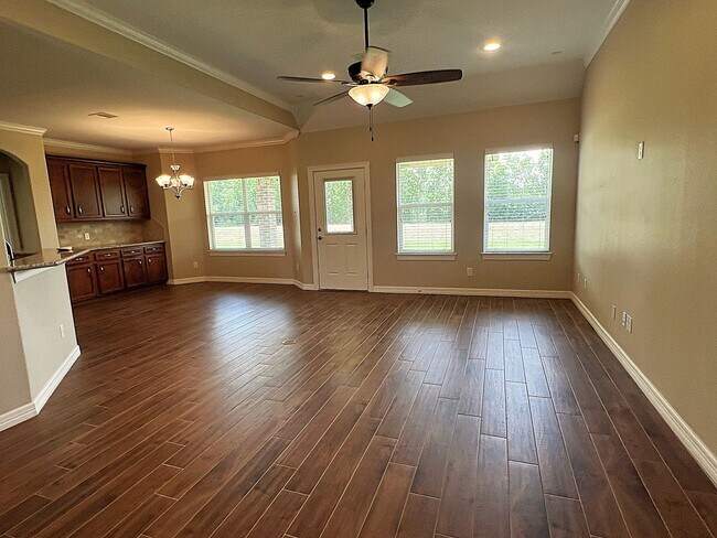 Building Photo - Needville Rental Property In Highland Pointe