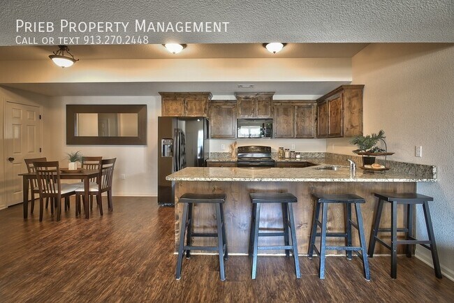 Foto del edificio - Parkview Townhome - Available March 31st