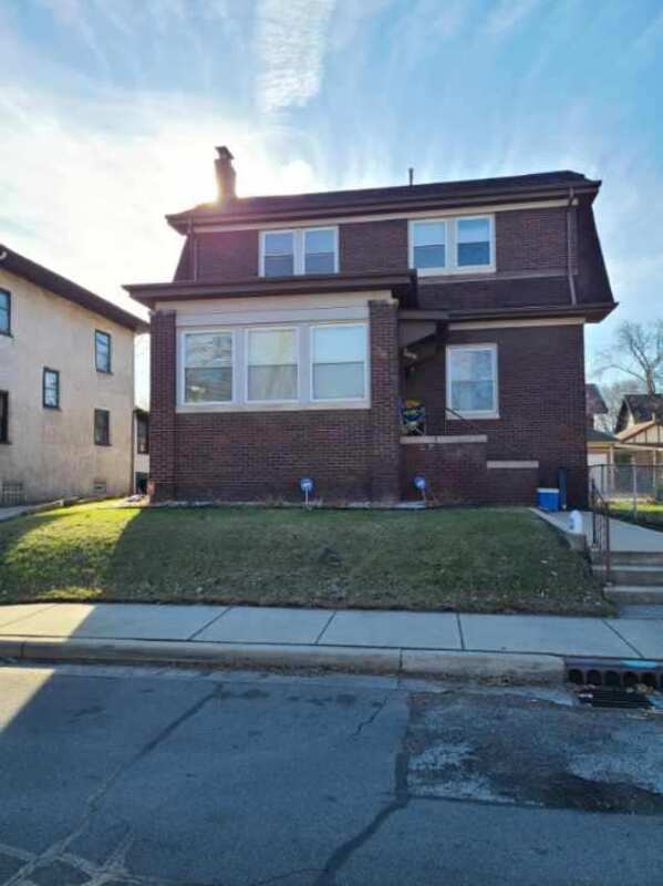 38 Highland St, Hammond, IN 46320 Condo for Rent in Hammond, IN