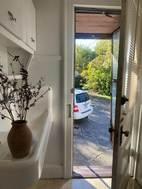 Back Door - 2141 Hannaford Ave