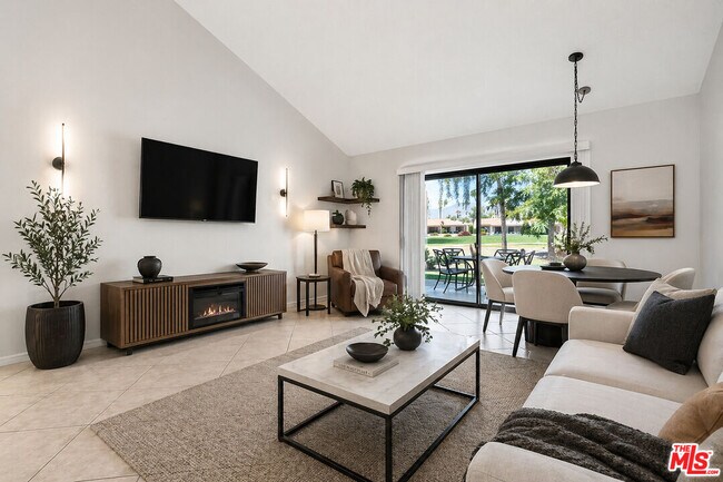 Foto del edificio - 40513 Bay Hill Way