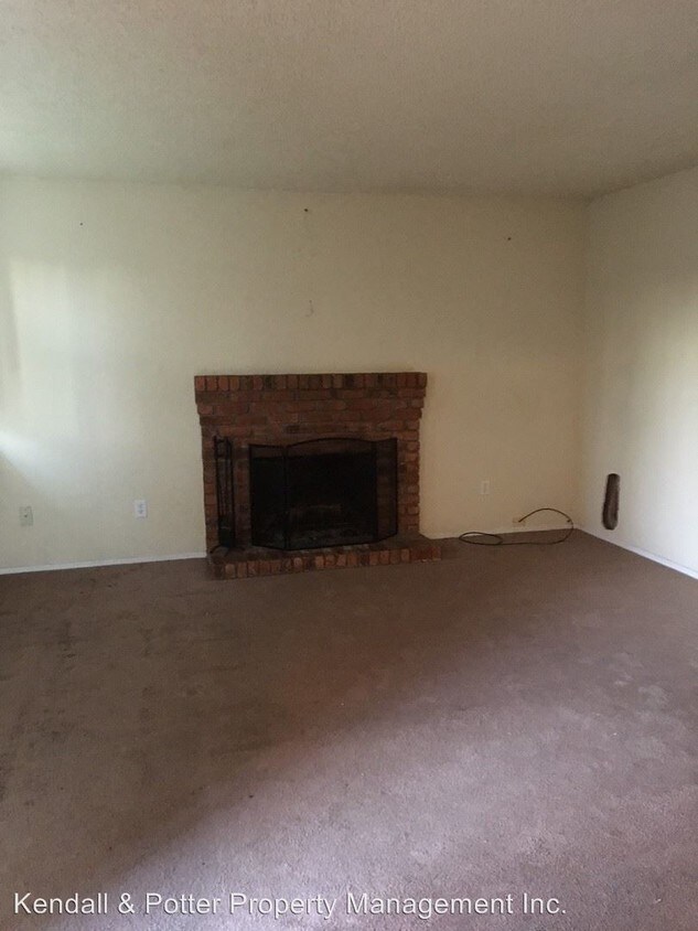 Building Photo - 508 Cedar Dr