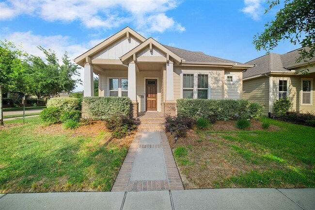 Building Photo - 16930 Seminole Ridge Dr