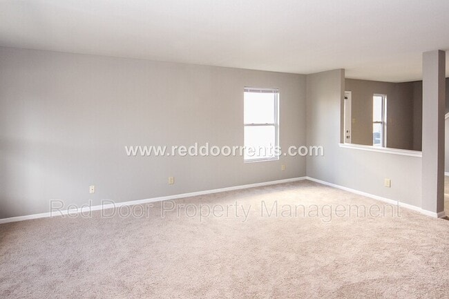 Building Photo - 15448 Gallow Ln