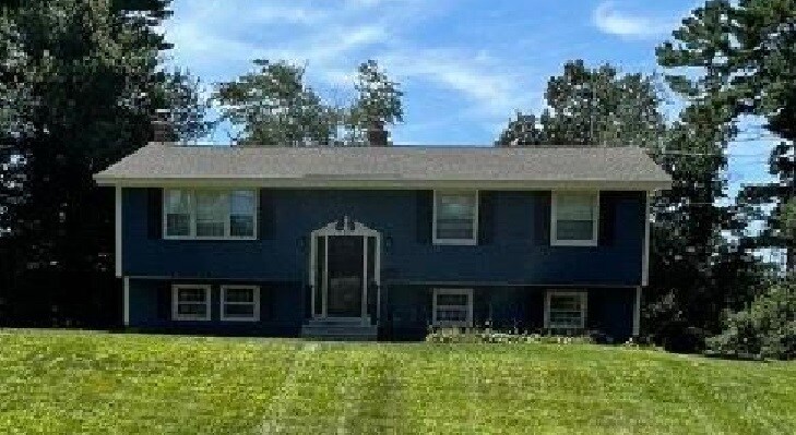 Primary Photo - 18 Raymond Rd