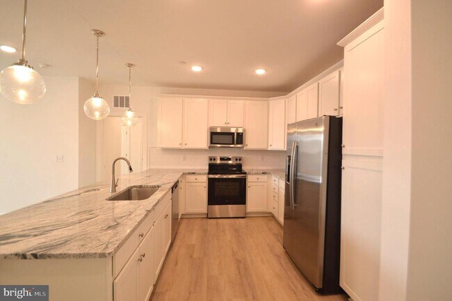 Foto del edificio - 21731 Dovekie Ter