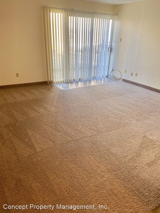 Building Photo - 1155 E 200 S