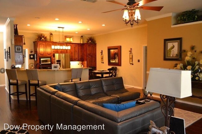 Building Photo - 6305 Fox Hunt Dr
