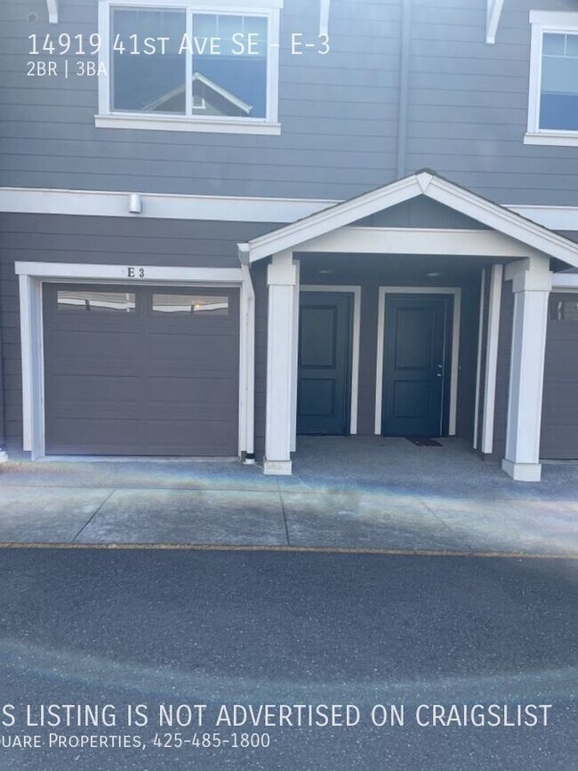 Building Photo - Summer Heat Wave Special! Get May Rent Fre...
