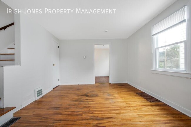 Foto del edificio - 4878 Union Rd