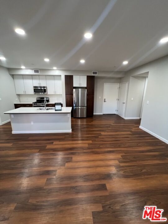Building Photo - 1023 Doreen Pl