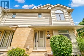 Building Photo - 141-141 Condor Ct