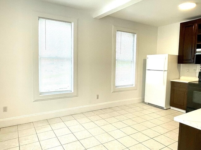Building Photo - 611 NY-22