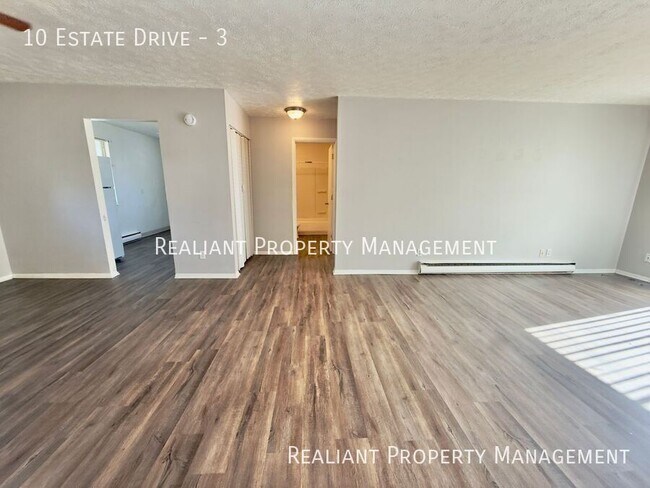 Photo - 10 Estate Dr Apartment