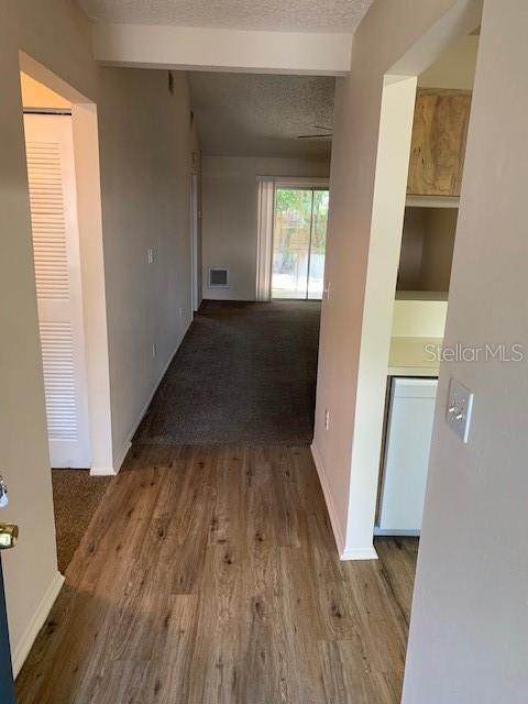 Foto del edificio - 1136 Dover Ct
