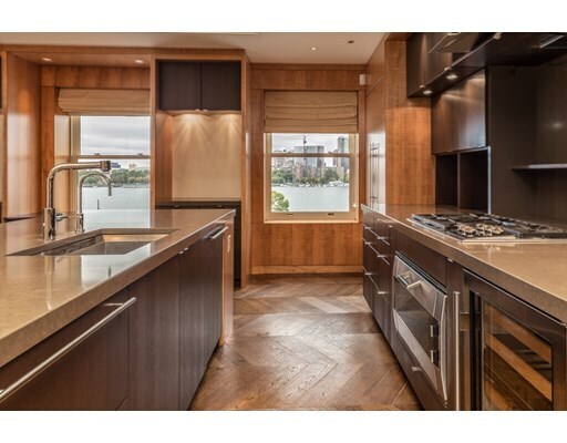 Foto principal - 310 Beacon St