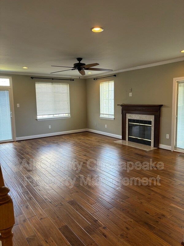 Building Photo - 6 Creek Side Ct