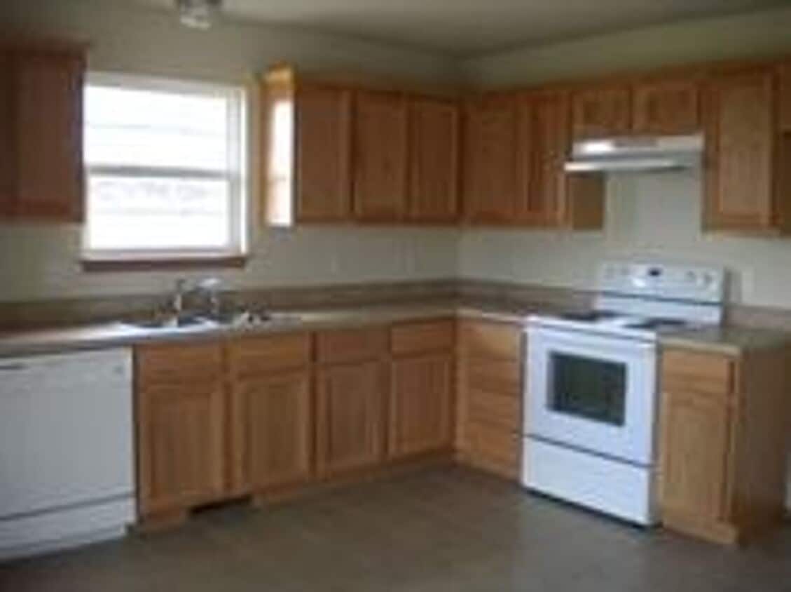 Building Photo - All brick 3 bed 2 bath home in SE Springfi...