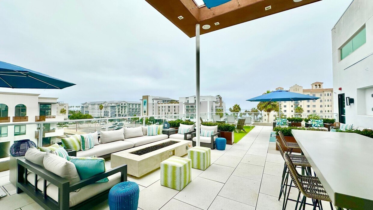 Foto principal - Live the Coastal Life- 2BR/2BA Condo Just ...