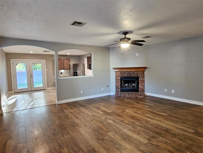 Building Photo - 3932 Haleys Way
