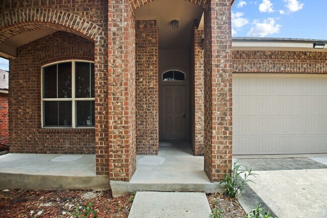 Foto del edificio - 3 Bedroom/2 Bath Alamo Ranch Subdivision