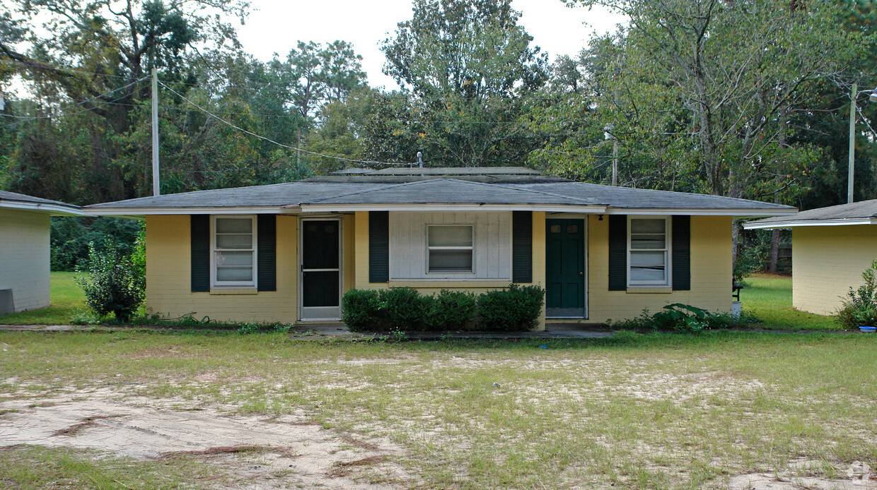 Building Photo - 5900 Memorial Blue Star Hwy
