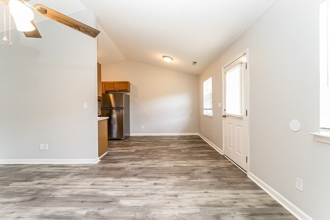 Building Photo - 115 Ashdown Dr