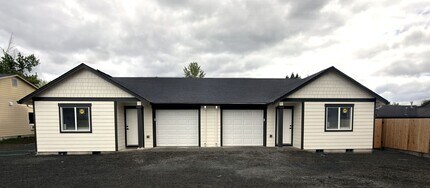 Building Photo - 1180 37TH Ct