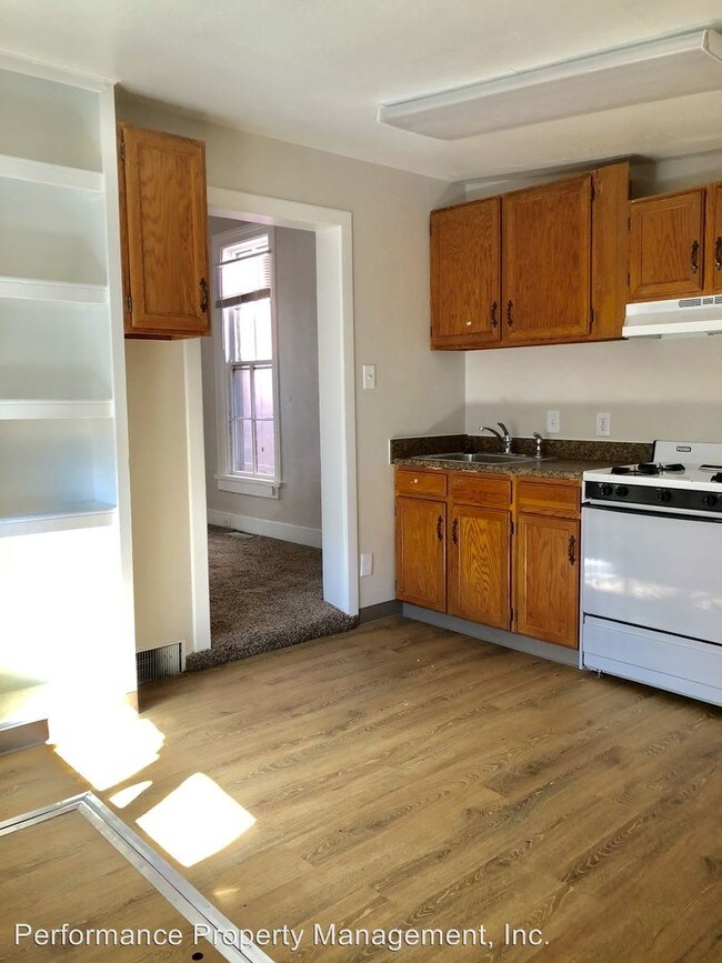 Building Photo - 2 br, 1 bath House - 1430 Lipan St.
