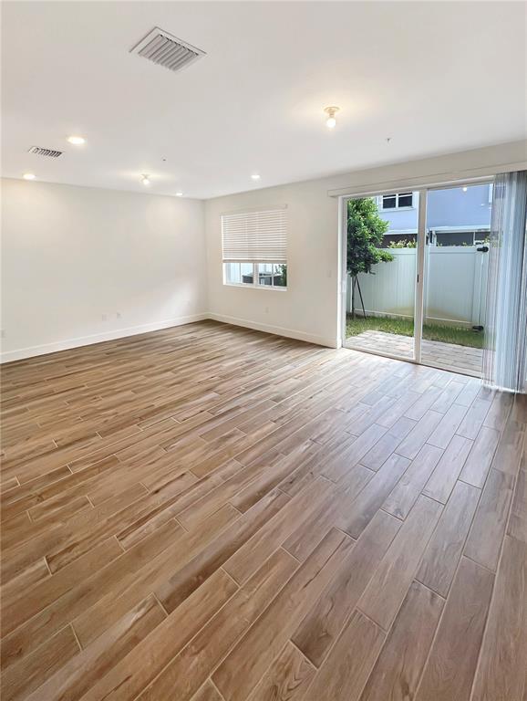 Foto del edificio - 145 SW 170th Ave