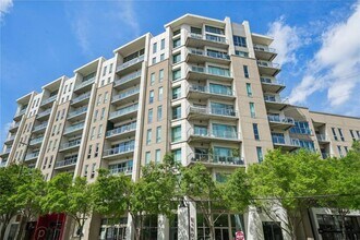 Building Photo - 1100 Howell Mill Rd NW