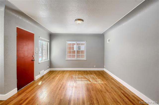 Building Photo - 1331 N Raleigh St