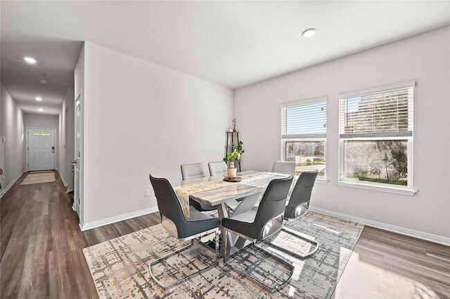 Foto del edificio - 11400 Copperstone Ave