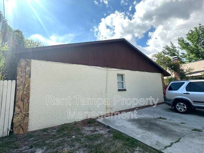 Building Photo - 8304 N Mulberry St