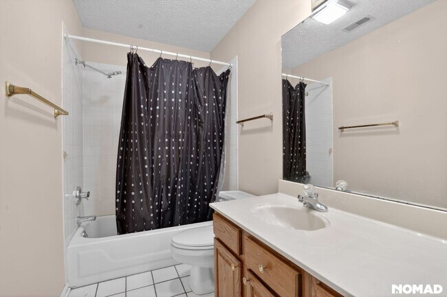 Foto del edificio - 8218 Nekton Ln