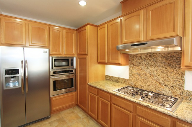 Building Photo - 1228 Paseo Rancho Serrano
