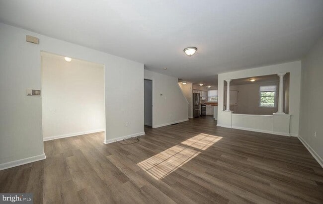 Building Photo - 835 N Uber St