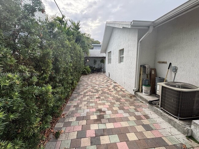 Foto del edificio - 314 SW 10th Ave